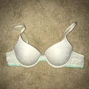 👑 4 for 25 👑 White lace aerie bra w/ blue stripe